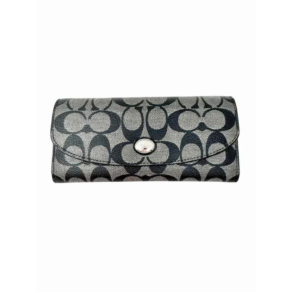 Coach Wallet - Picture 1 of 3